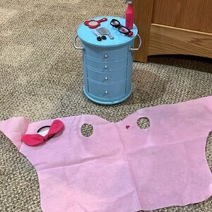 AMERICAN GIRL Dresser and accessories